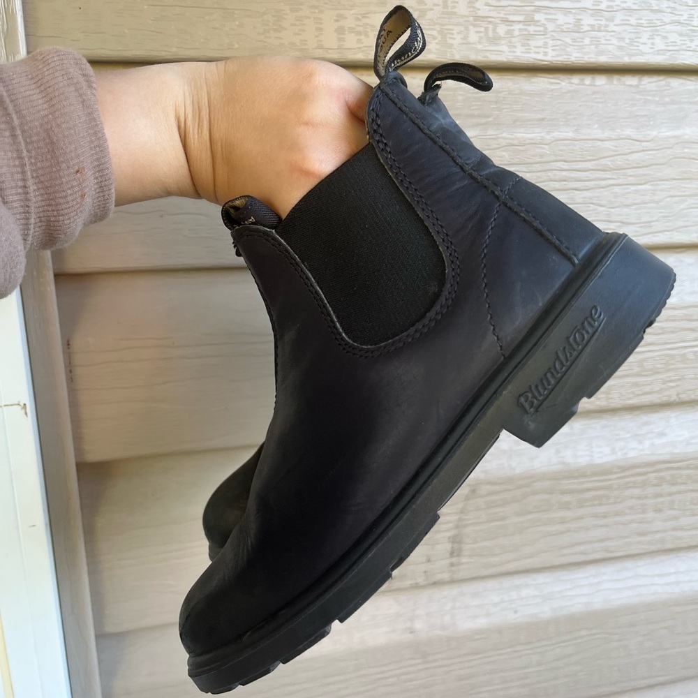 Blundstones
